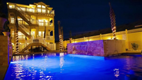 EP204, Grande Ritz Carolina- Oceanfront, 18 Bedrooms, 18 Bathrooms